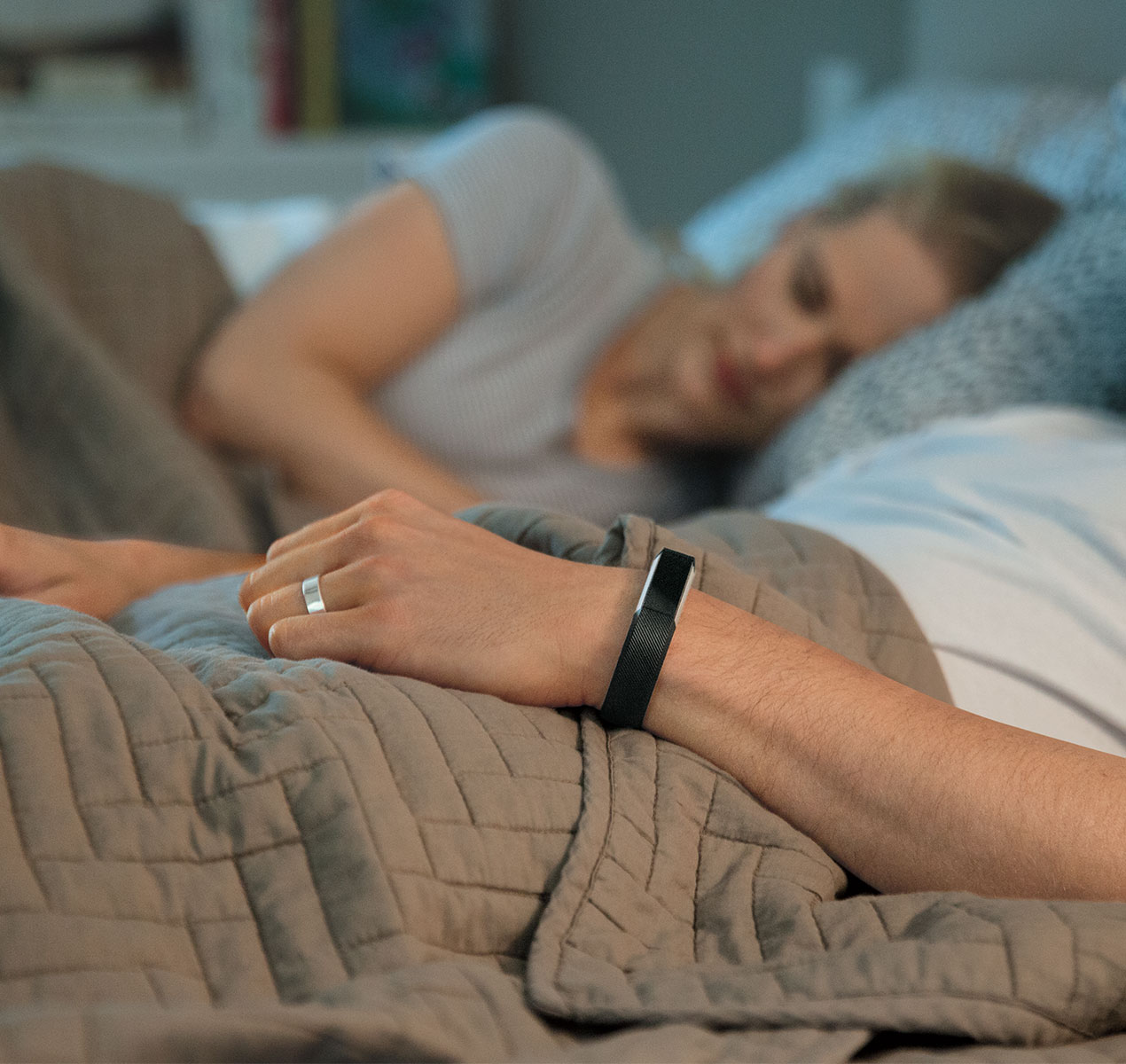 Fitbit Alta  Un bracelet connecté qui prend soin de votre forme et votre look - Chez Gift.Ma Boutique des cadeaux aux meilleurs prix en ligne au Maroc